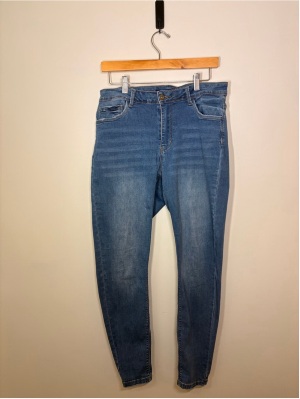 WAX Jean 32” XL Women Los Angeles Skinny Jean Women’s Medium Wash Stretch Denim